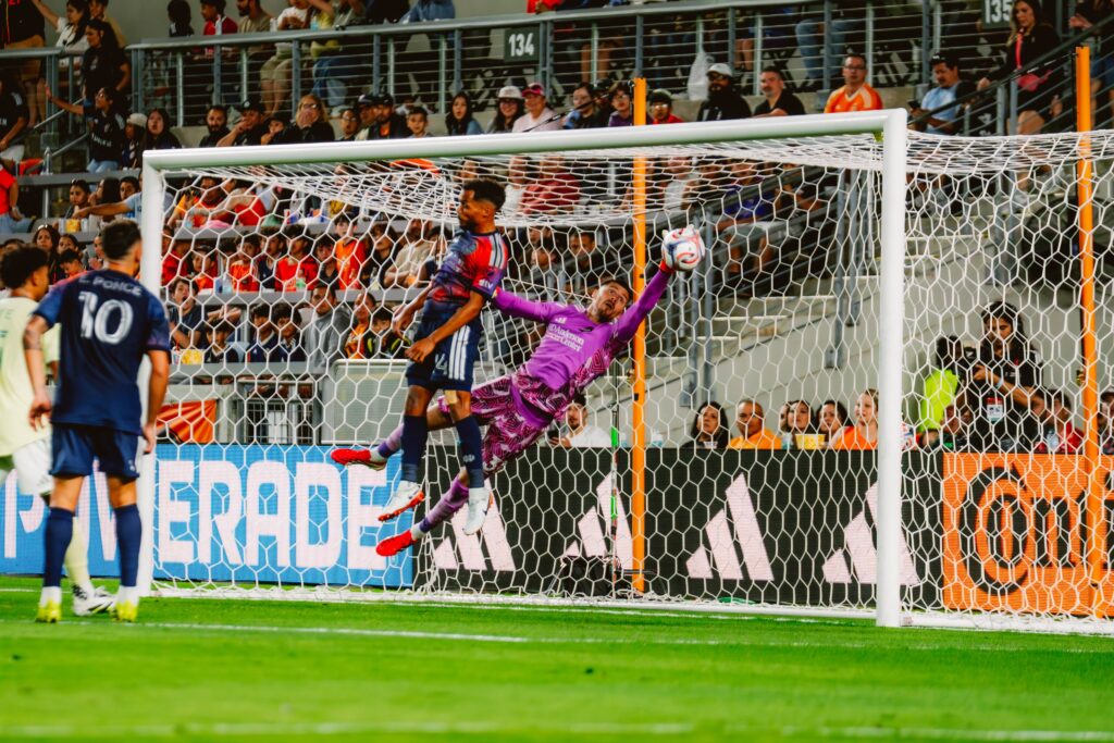Houston Dynamo 3–2 Portland Timbers: Chaos, character, and a late statement at Shell Energy Stadium 38 Houston Dynamos vs Portland