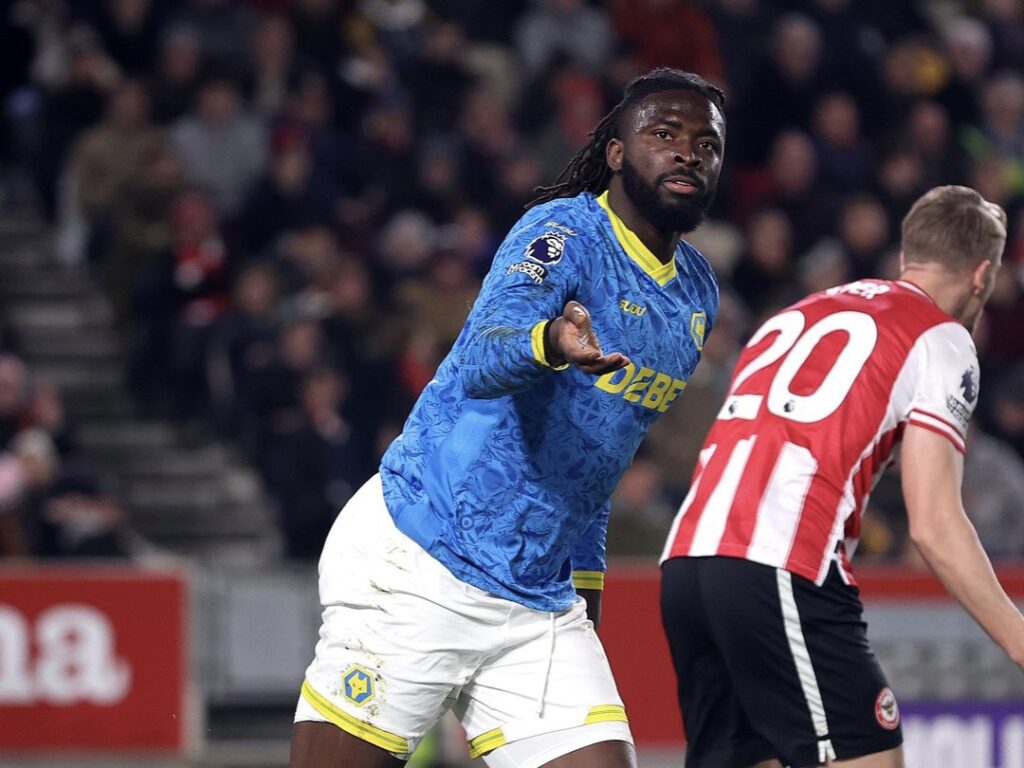 Edwards Highlights Nigerian Arokodare: “They All Had an Effect” in Wolves’ Draw Against Brentford