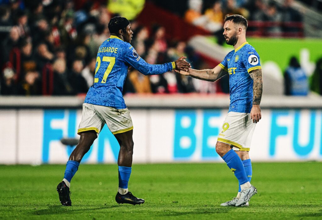 Arokodare scores equaliser as Wolves come from behind to draw 2-2 with Brentford