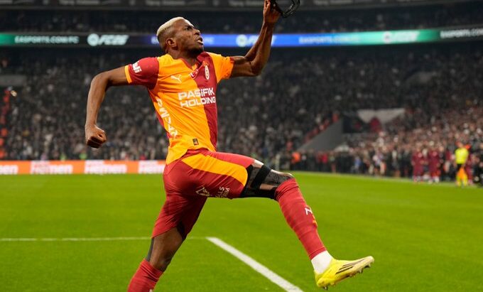 Victor Osimhen celebrates his goal against Besiktas