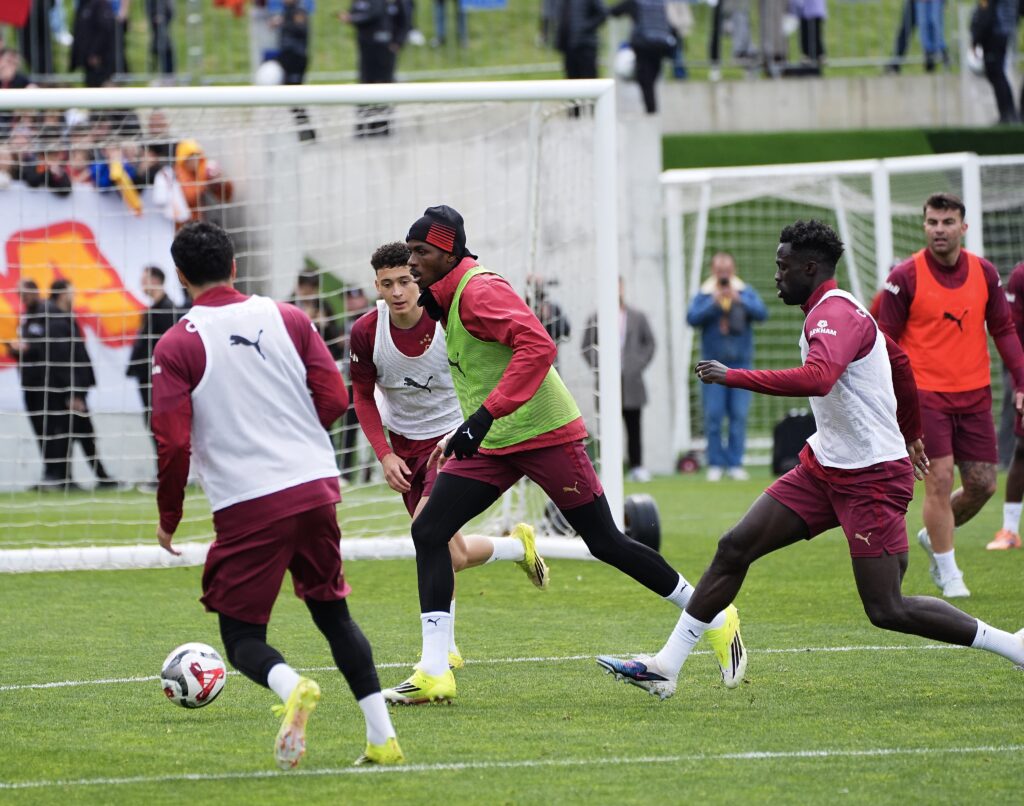 Victor Osimhen is our Mbappé, Kane – Galatasaray coach Okan Buruk