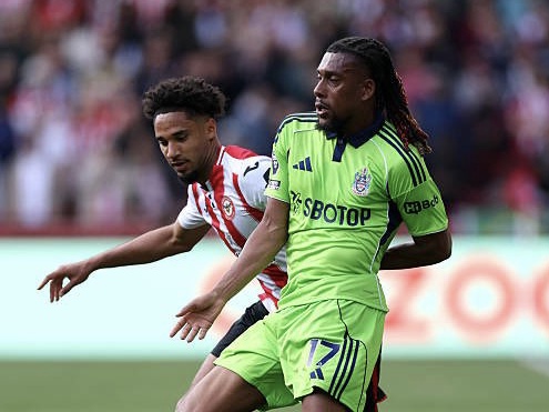 Alex Iwobi suffers injury in Fulham’s goalless draw with Brentford