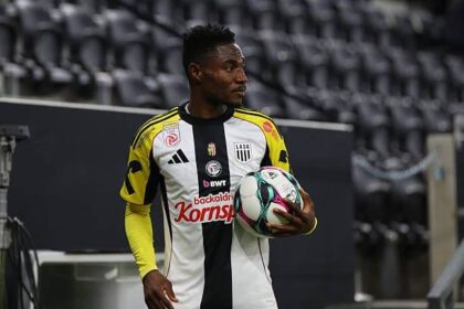 ‎Moses Usor scores as LASK hold Sturm Graz to 1-1 draw after double red cards