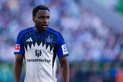 Polzin explains tactical switch behind Otele’s halftime withdrawal in Augsburg clash