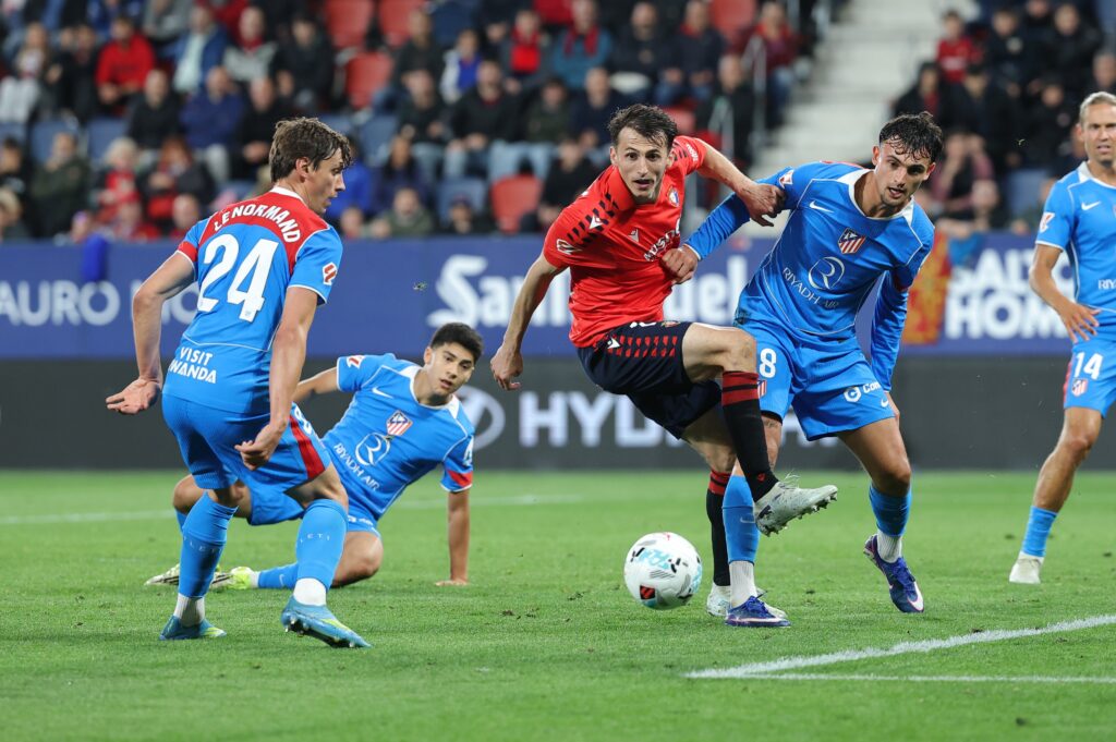 Ademola Lookman scores as Atletico Madrid defeat Osasuna 2-1