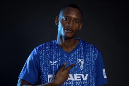 Rangers in talks to sign talented Nigerian defender Akpe Victory