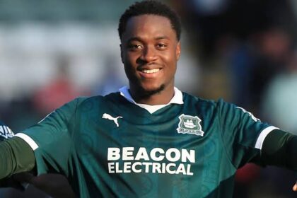 ‎Owen Oseni makes history as first Irish-born Nigeria debutant‎