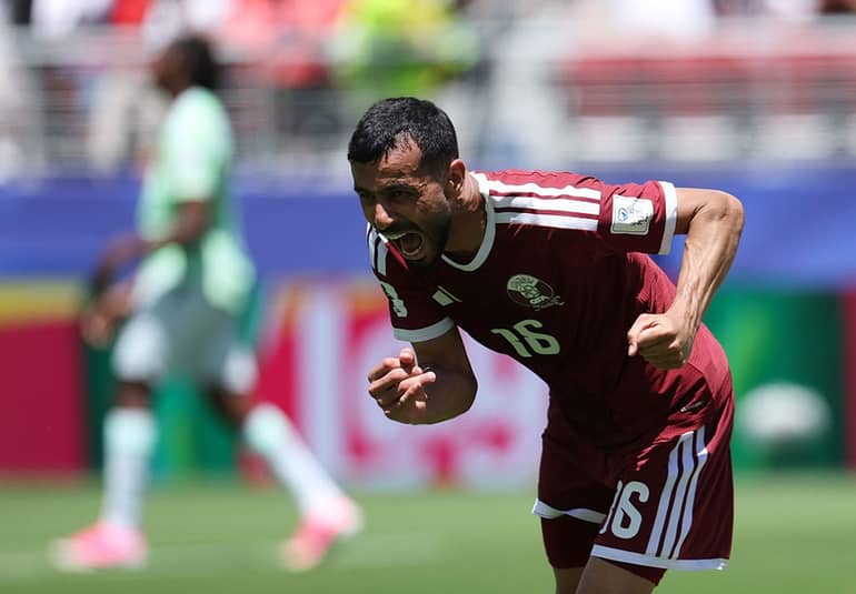 ‎Boualem Khoukhi scores late equaliser as Qatar earn historic first World Cup point against Switzerland‎