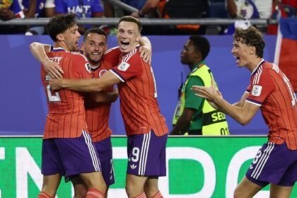 John McGinn fires Scotland to 1-0 victory over Haiti in World Cup opener