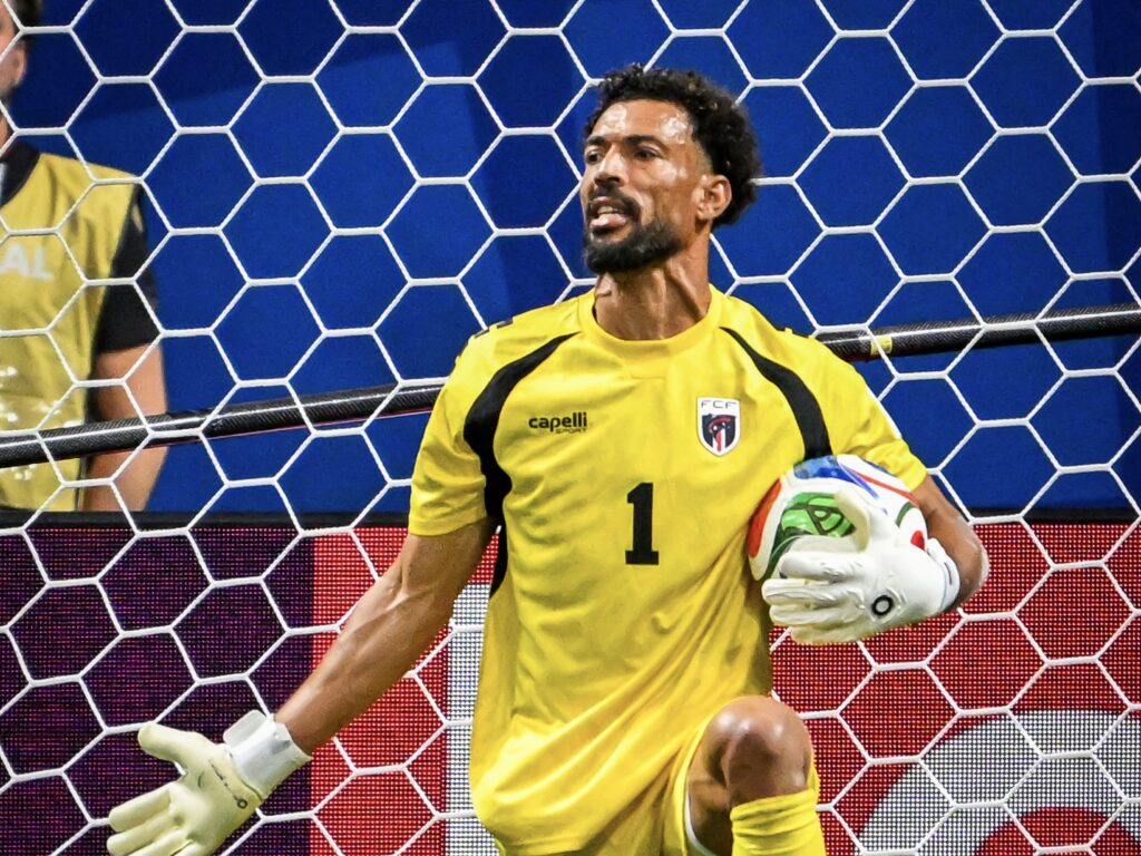 Vozinha heroics help World Cup debutants Cape Verde hold Spain to goalless draw