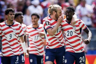 2026 World Cup: USA qualify for round of 32 after 2-0 victory over Australia