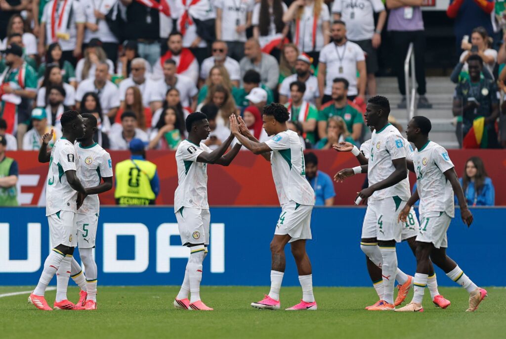 Senegal secure historic 5-0 victory over Iraq to boost World Cup knockout hopes