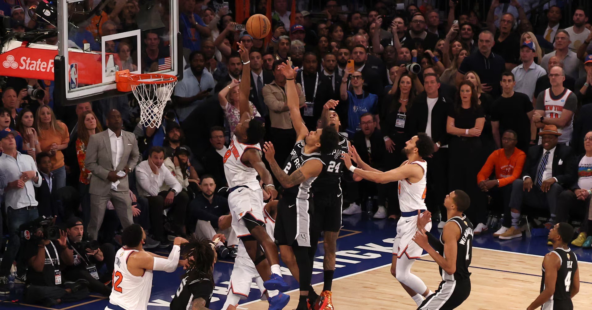 OG Anunoby's last-second heroics give Knicks dramatic Game 4 win over Spurs
