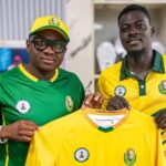 Former Abia Warriors defender Adeleke Adekunle signs for Bendel Insurance ahead of new NPFL season‎