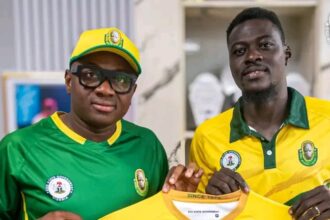 Former Abia Warriors defender Adeleke Adekunle signs for Bendel Insurance ahead of new NPFL season‎