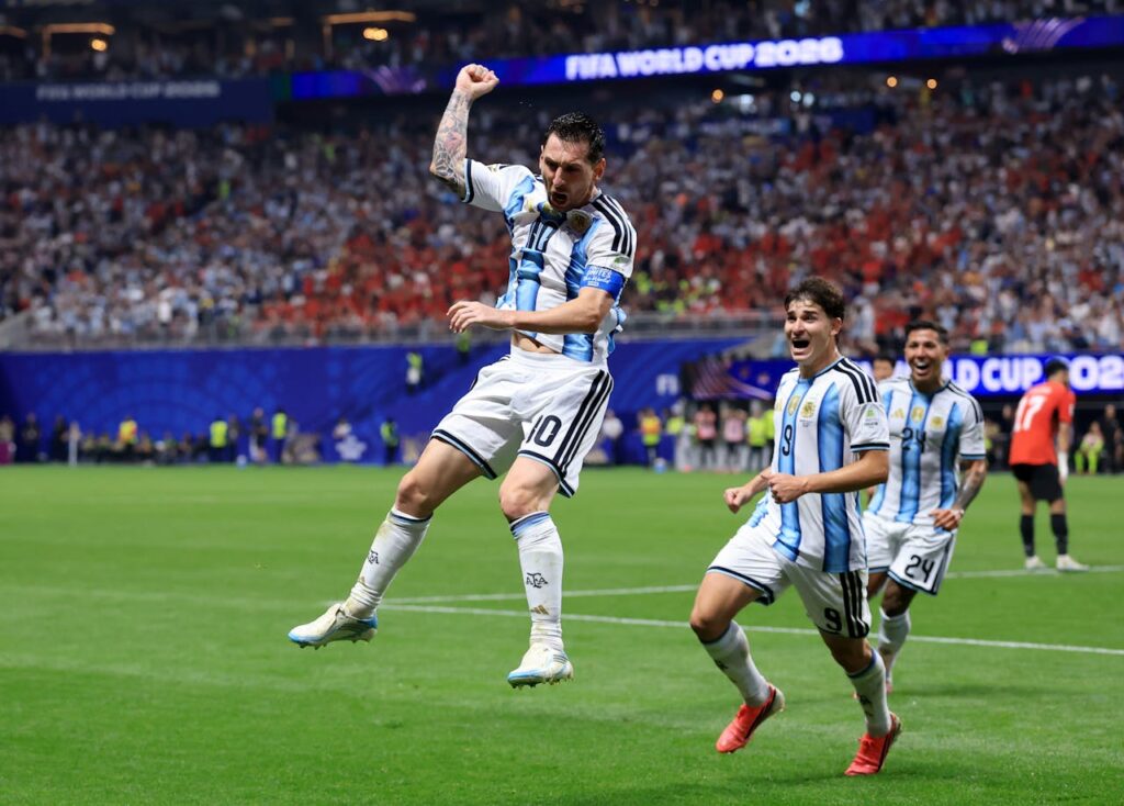 Lionel Messi sparks Argentina fightback as holders defeat Egypt 3-2 to reach World Cup quarter-finals 38 Lionel Messi sparks Argentina fightback as holders defeat Egypt 3-2 to reach World Cup quarter-finals