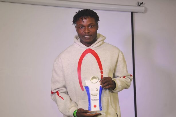 Alex Oweifaleya wins League Bloggers' Best Young Player award after standout Bendel Insurance season