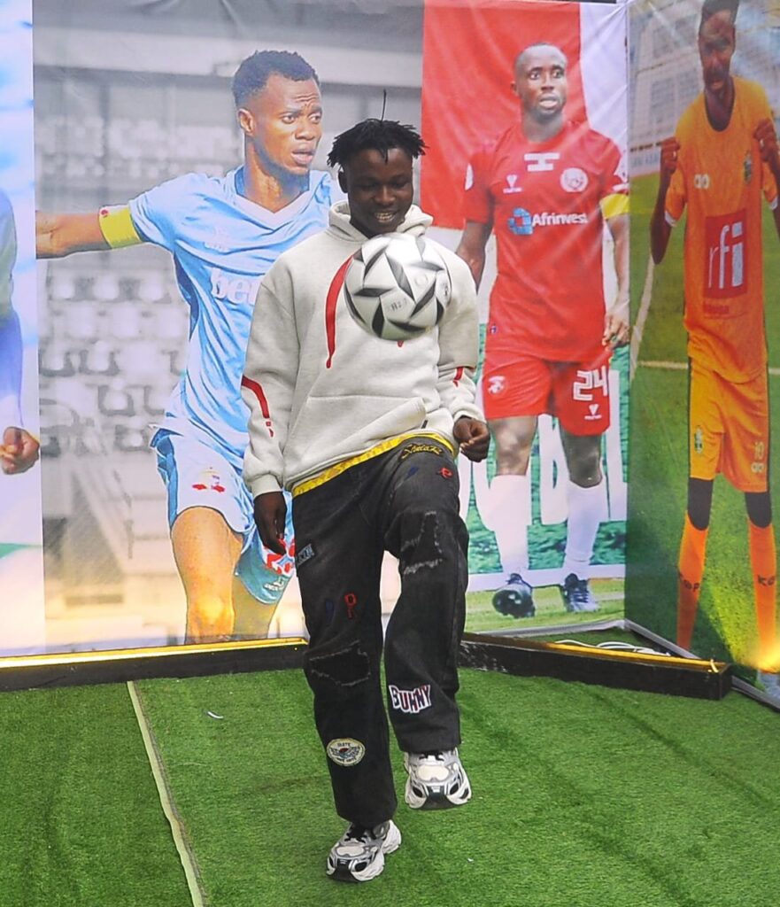 Alex Oweifaleya wins League Bloggers' Best Young Player award after standout Bendel Insurance season 38 Alex Oweifaleya wins League Bloggers' Best Young Player award after standout Bendel Insurance season