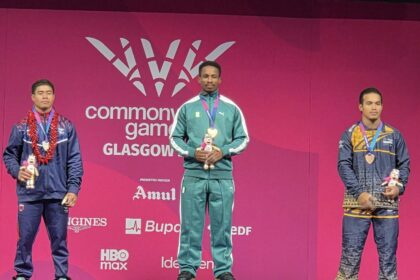 Edidiong Umoafia breaks Commonwealth Games record to win men’s 71kg weightlifting gold