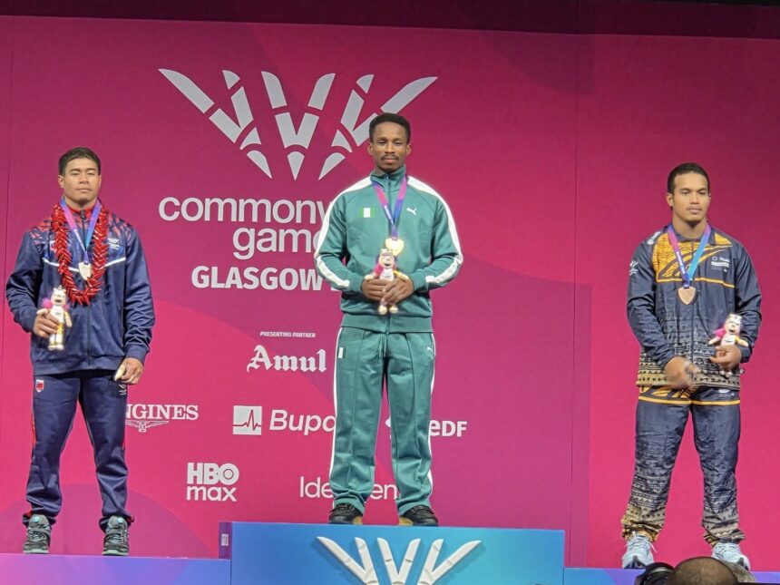 Edidiong Umoafia breaks Commonwealth Games record to win men’s 71kg weightlifting gold