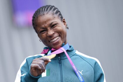 Onome Didih smashes Commonwealth Games records to claim women’s 53kg weightlifting gold