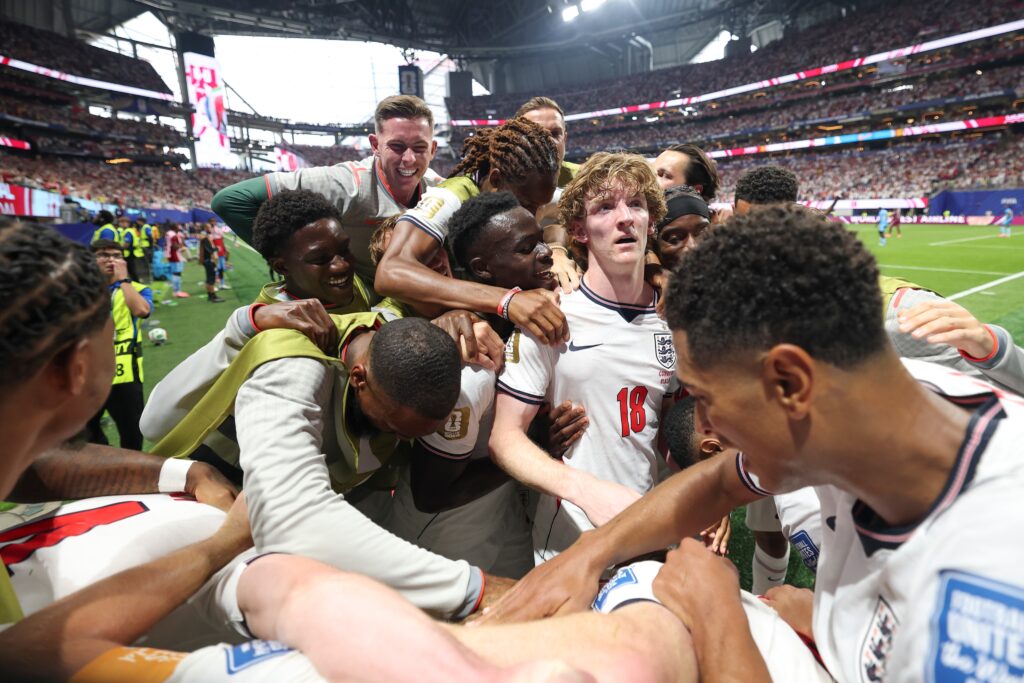 Harry Kane brace fires England into World Cup round of 16 after comeback win over DR Congo