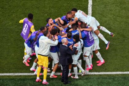 France secure 2-0 victory over Morocco to reach 2026 World Cup semifinals