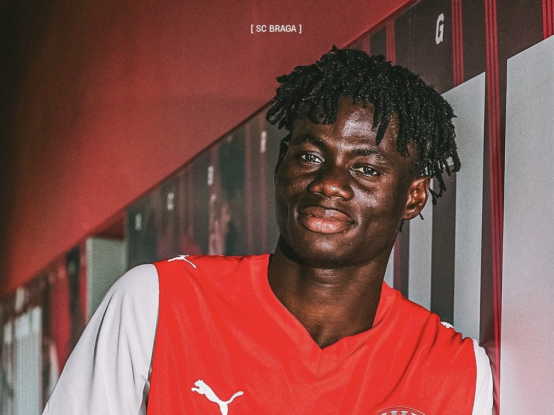 Braga academy sign Nigerian defender Adebisi Olamikun from Inter Lagos