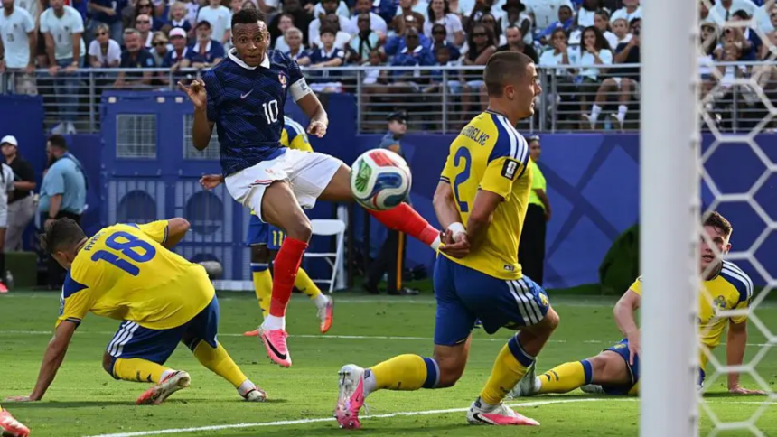 Mbappe moves within one goal of Messi as France cruise past Sweden into World Cup last 16