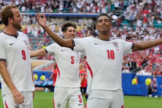 Jude Bellingham scores twice as England beat Norway 2-1 to reach World Cup semi-finals‎