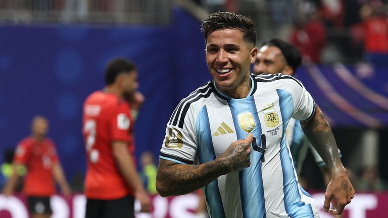 ‎Lionel Messi sparks Argentina fightback as holders defeat Egypt 3-2 to reach World Cup quarter-finals‎