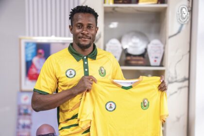 Super Eagles goalkeeper Amas Obasogie returns to Bendel Insurance on one-year deal