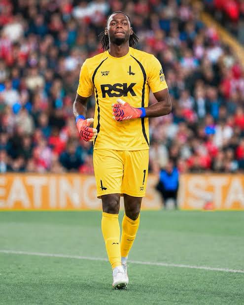 ‎Nathan Jones praises Arthur Okonkwo after standout Charlton debut