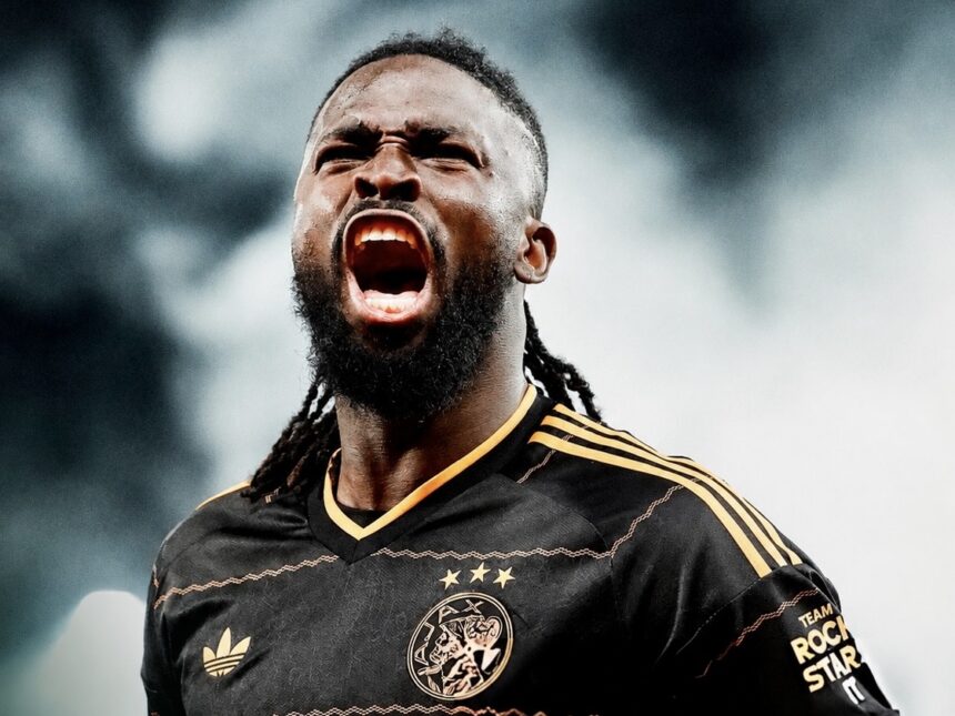 Tolu Arokodare scores first Ajax goal, provides assist in 4-2 victory over Sion 37 Tolu Arokodare scores first Ajax goal, provides assist in 4-2 victory over Sion