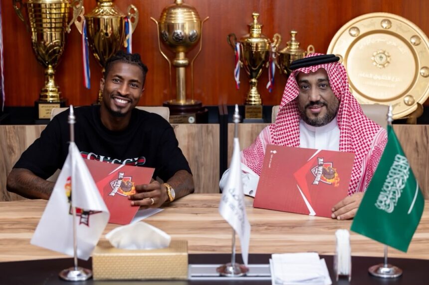 Peter Olayinka completes move to Al-Wehda on free transfer