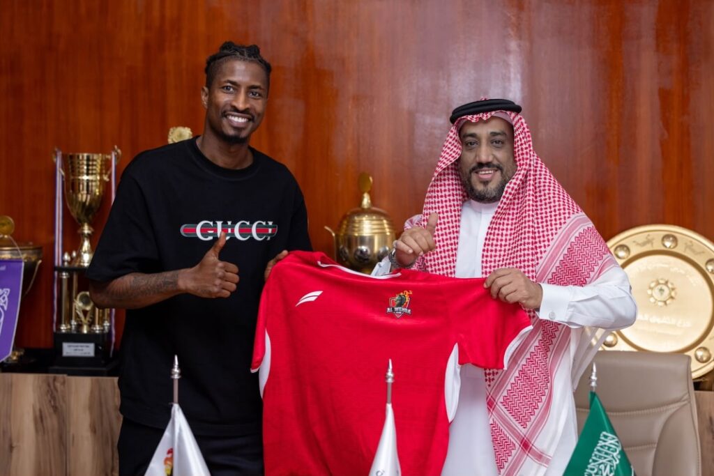 Peter Olayinka completes move to Al-Wehda on free transfer