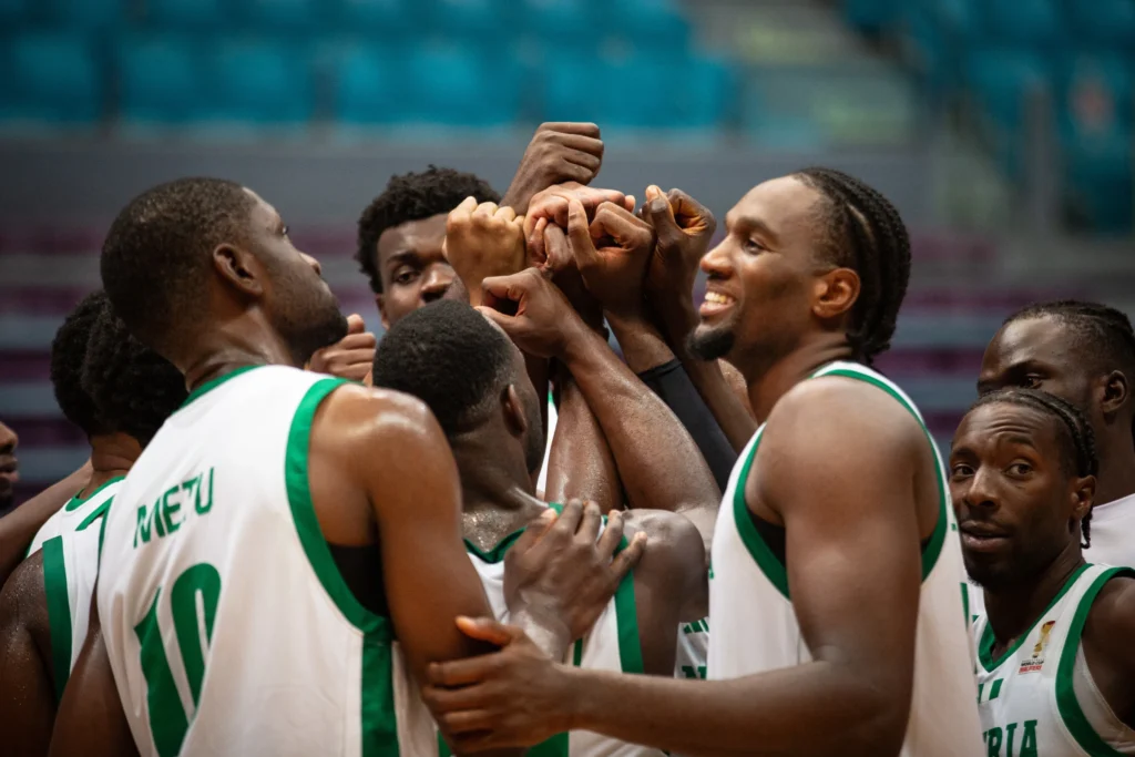 D'Tigers celebrate their victory over Cape Verde