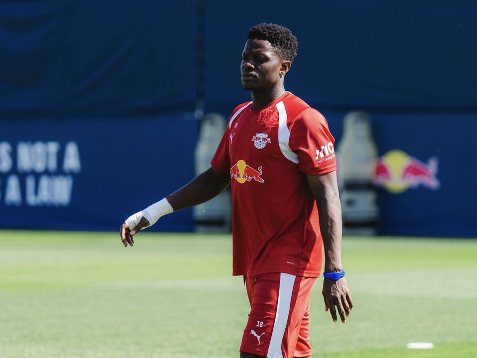 Sani Suleman completes permanent move to Al Qadsiah from RB Leipzig