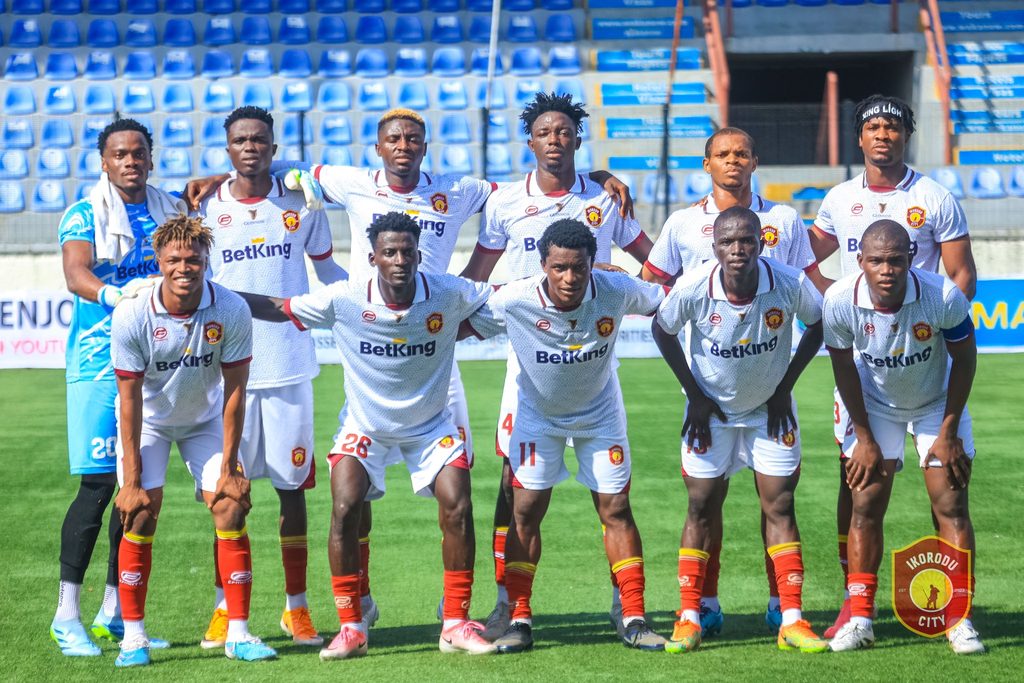 Sporting vs Ikorodu: Fans condemn postponement of NPFL Lagos derby for political rally 38 Sporting vs Ikorodu: Fans condemn postponement of NPFL Lagos derby for political rally