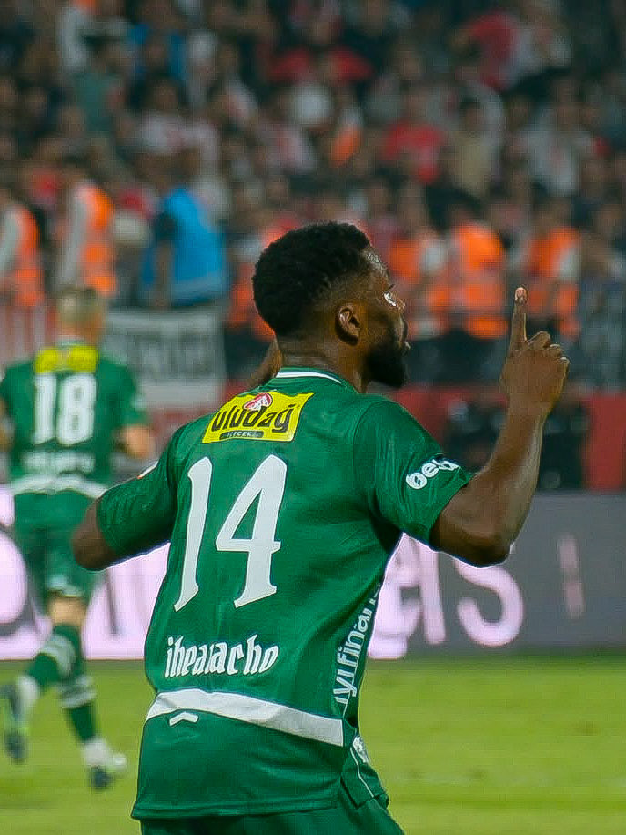 ‎Kelechi Iheanacho nets brace to score 11th goal as Bursaspor beat Batman Petrolspor 2-1