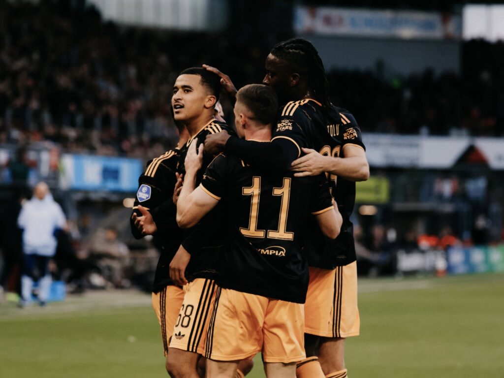 Tolu Arokodare nets winner to help Ajax defeat Sparta Rotterdam 2-1