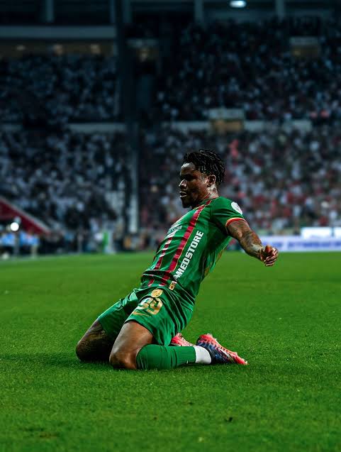 Gift Orban tipped to form Galatasaray partnership with Victor Osimhen