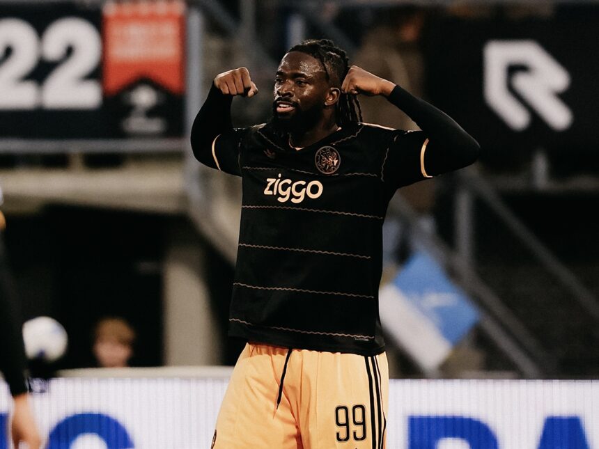Tolu Arokodare nets winner to help Ajax defeat Sparta Rotterdam 2-1
