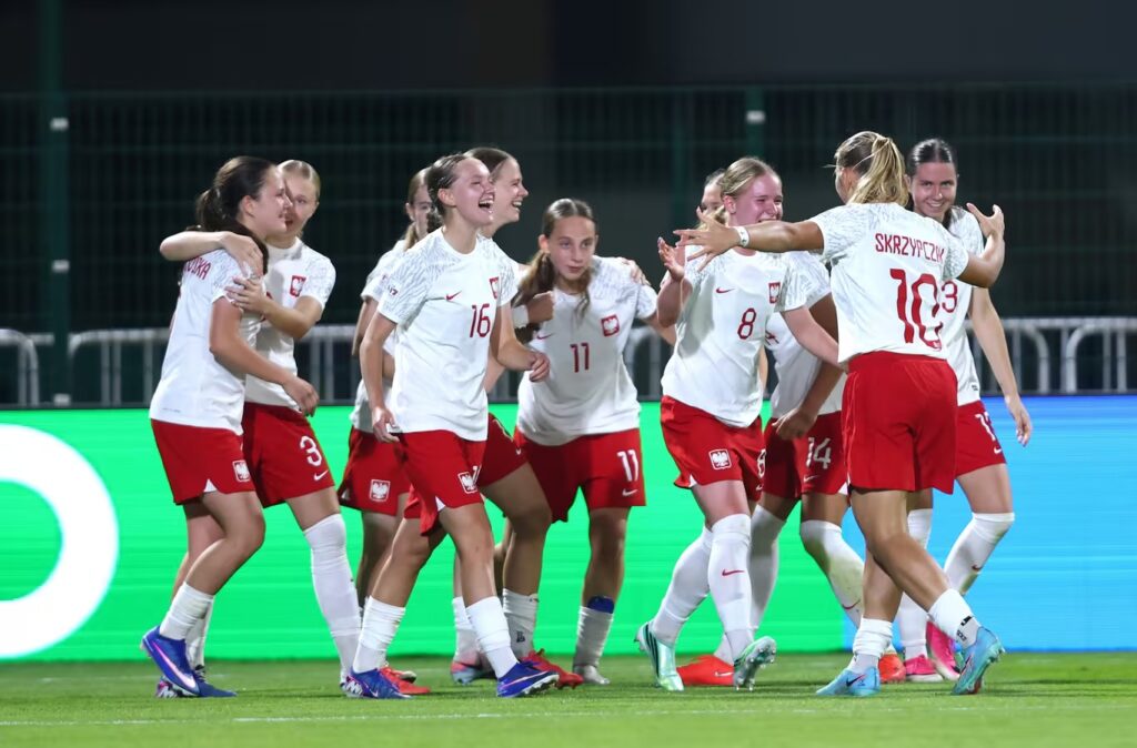 Flamingos lose 2-1 to Poland in U-17 Women’s World Cup opener