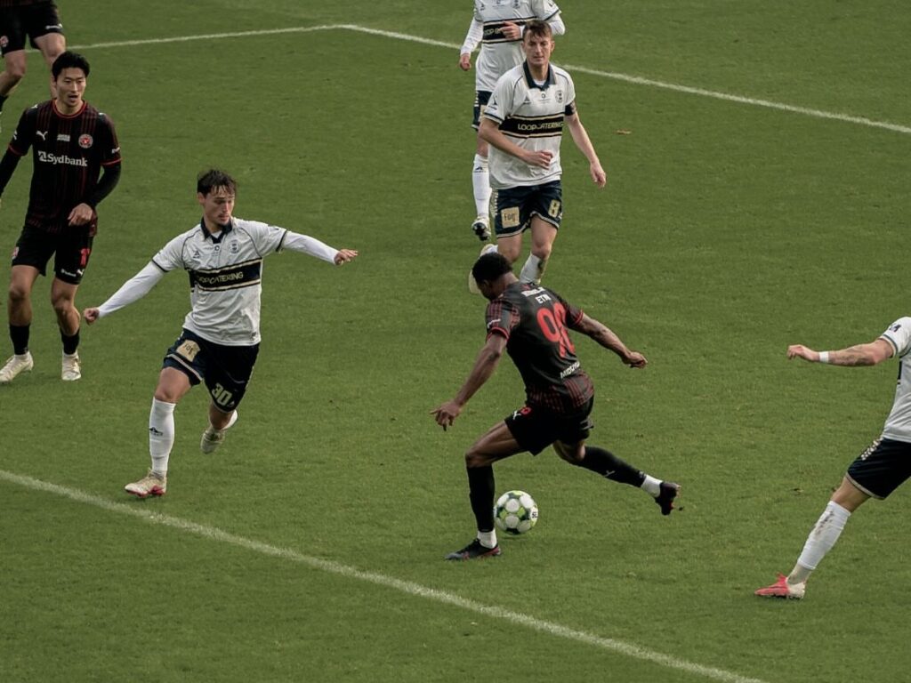 Friday Etim on target as Midtjylland secure 3-2 victory over Lyngby